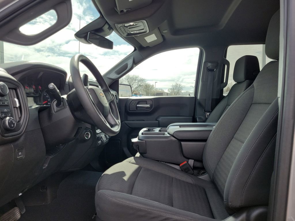 Used 2023 Chevrolet Silverado 1500 Custom image 17