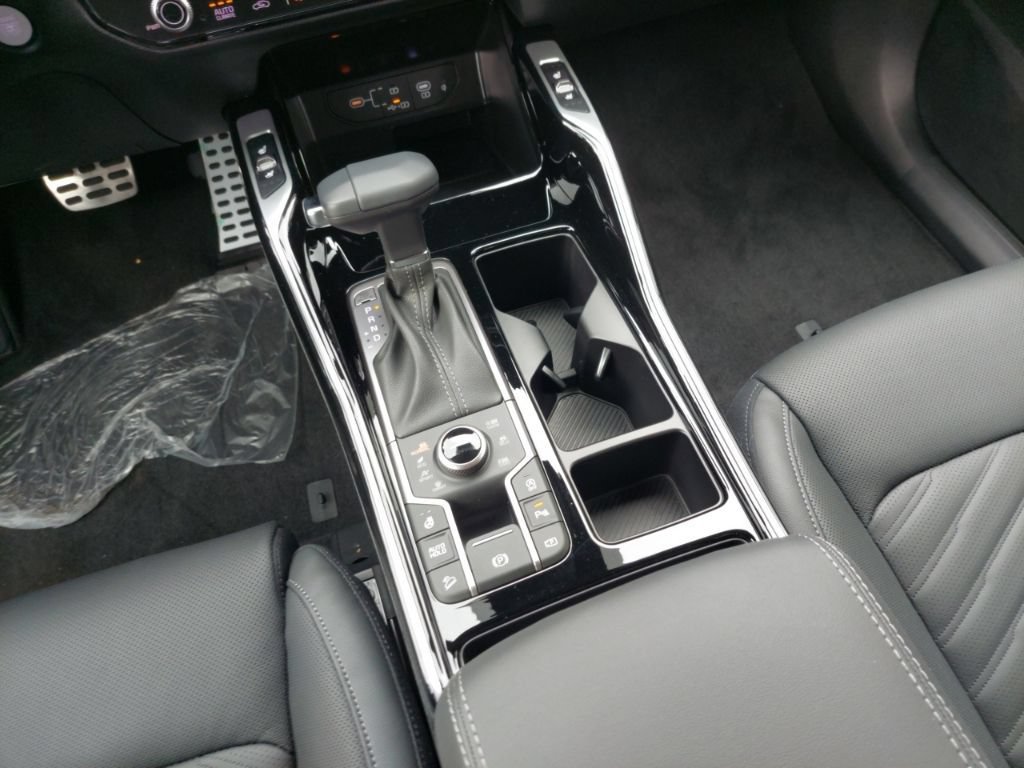 New 2026 Kia Sorento SX Prestige AWD/4WD image 16