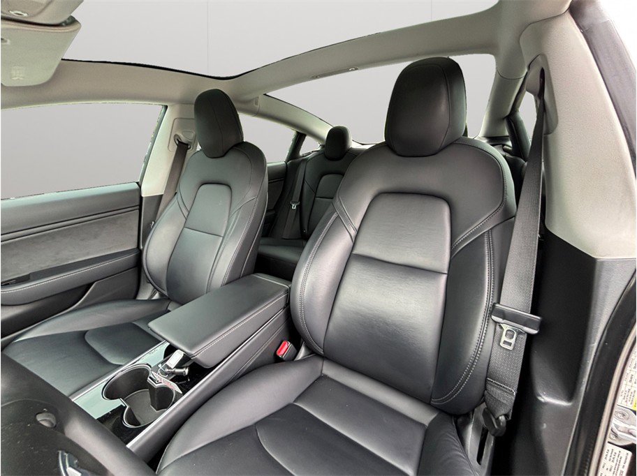 Used 2018 Tesla Model 3 Mid Range image 17