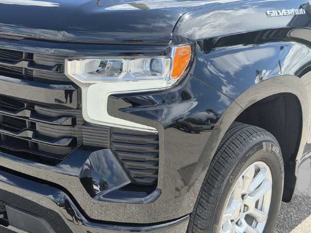 Used 2023 Chevrolet Silverado 1500 RST w/ Protection Package AWD/4WD image 13