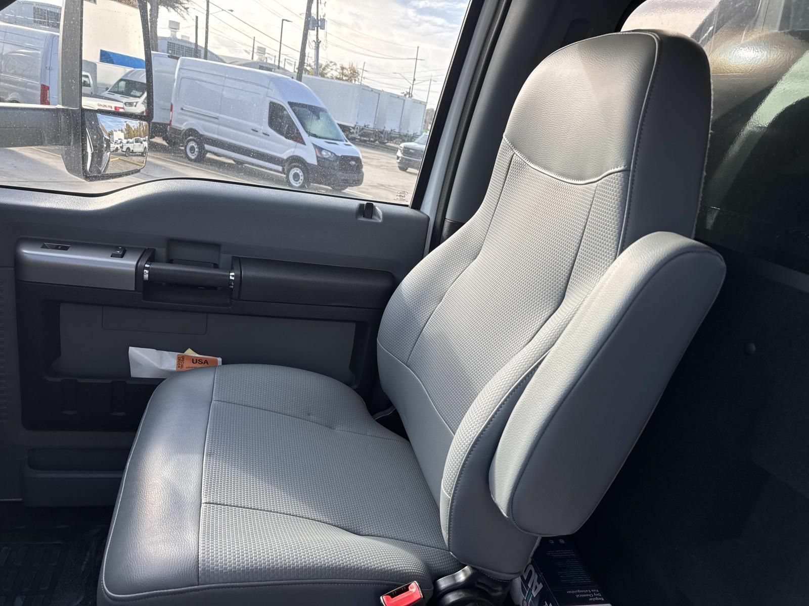 Used 2025 Ford F650 2WD Regular Cab Super Duty image 19