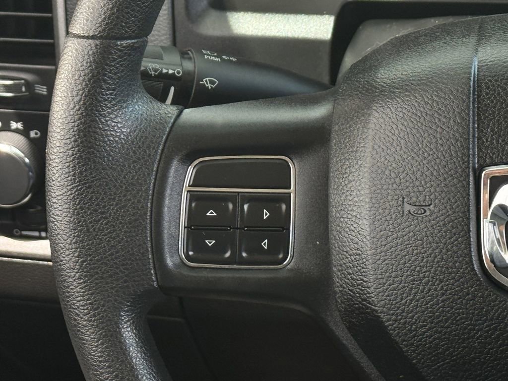 Used 2018 RAM 2500 Tradesman w/ Chrome Appearance Group AWD/4WD image 15