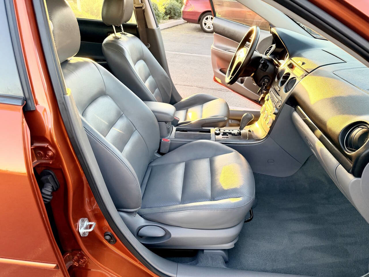Used 2004 MAZDA MAZDA6 s w/ Luxury Pkg image 30