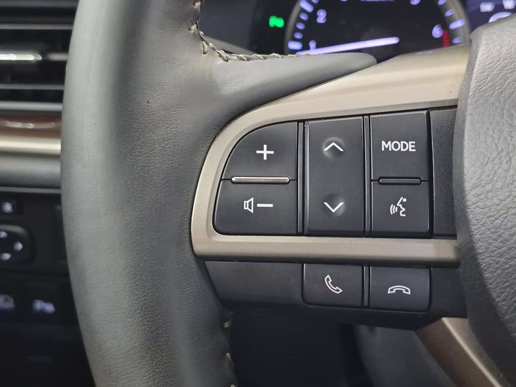 Used 2017 Lexus ES 350 w/ Luxury Package FWD image 17