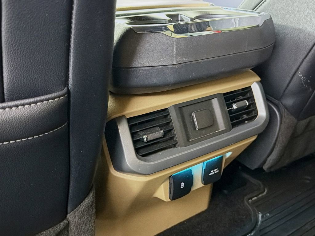 Used 2022 Ford F150 Lariat w/ Max Trailer Tow Package image 27