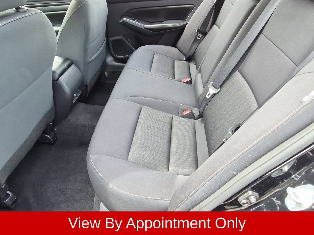 Used 2025 Nissan Altima 2.5 SV FWD image 24