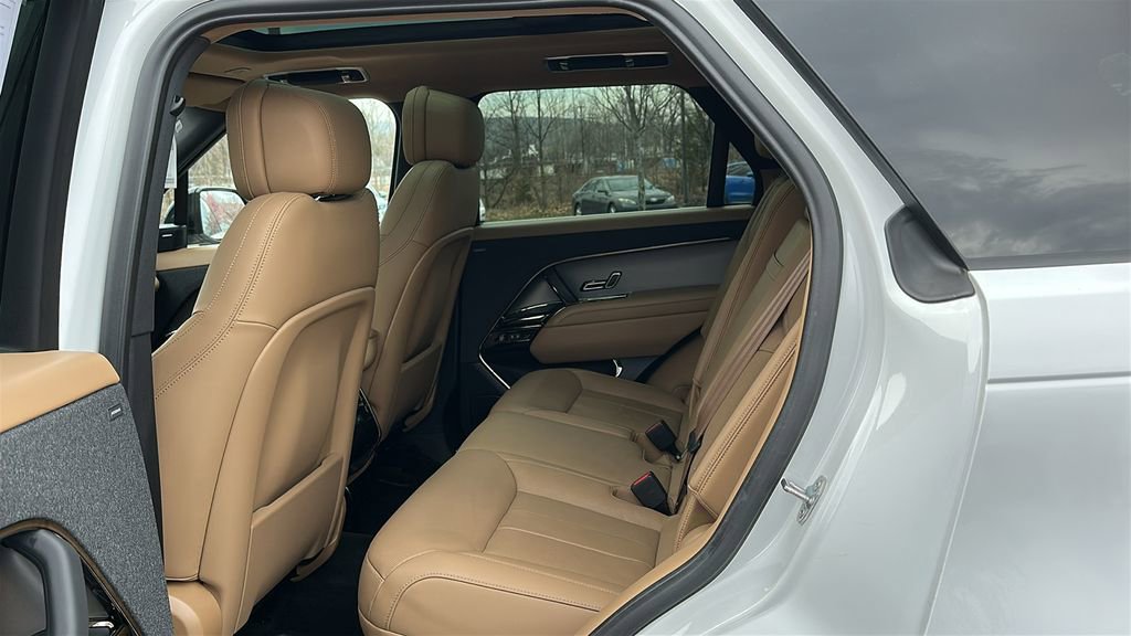 Certified 2023 Land Rover Range Rover Sport SE image 19