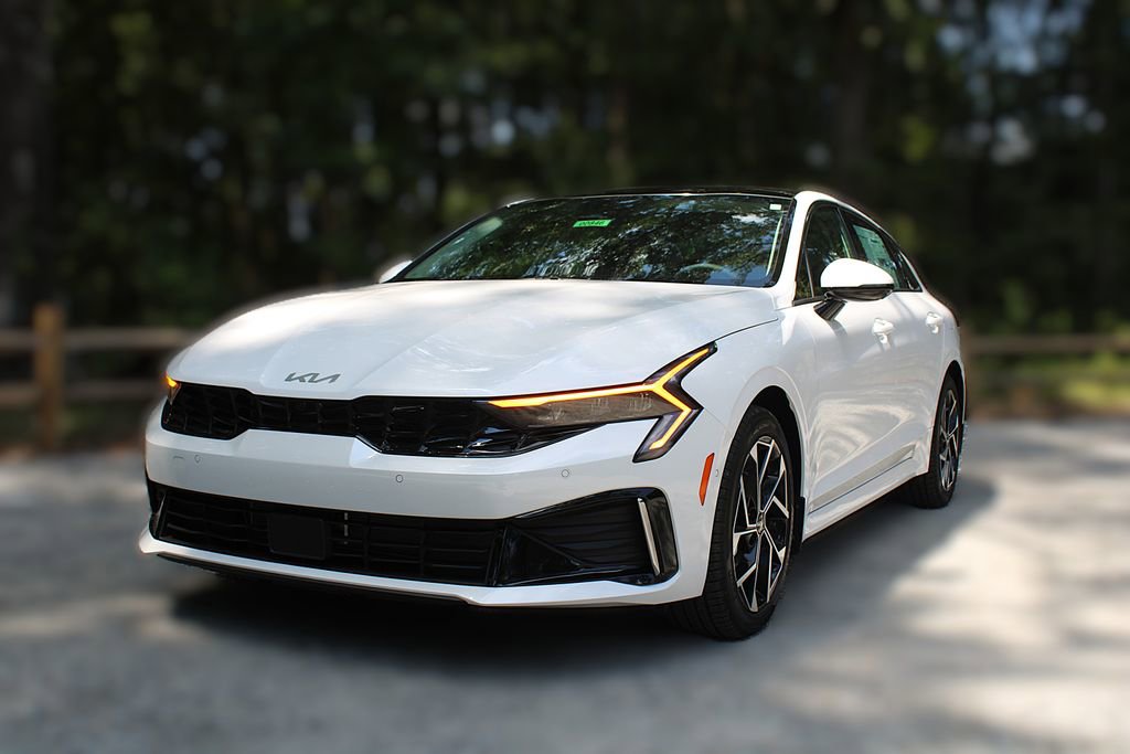 New 2026 Kia K5 EX image 3