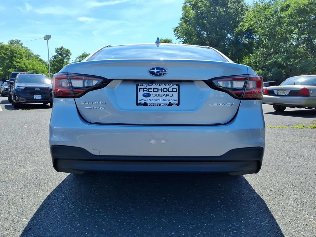 Used 2025 Subaru Legacy Premium AWD/4WD image 19