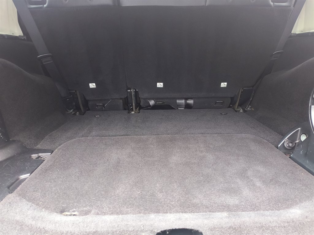 Used 2014 Jeep Wrangler Unlimited Rubicon image 39