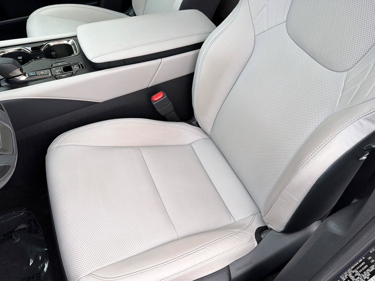 Certified 2023 Lexus RX 350 Premium w/ Cold Area Package FWD image 30