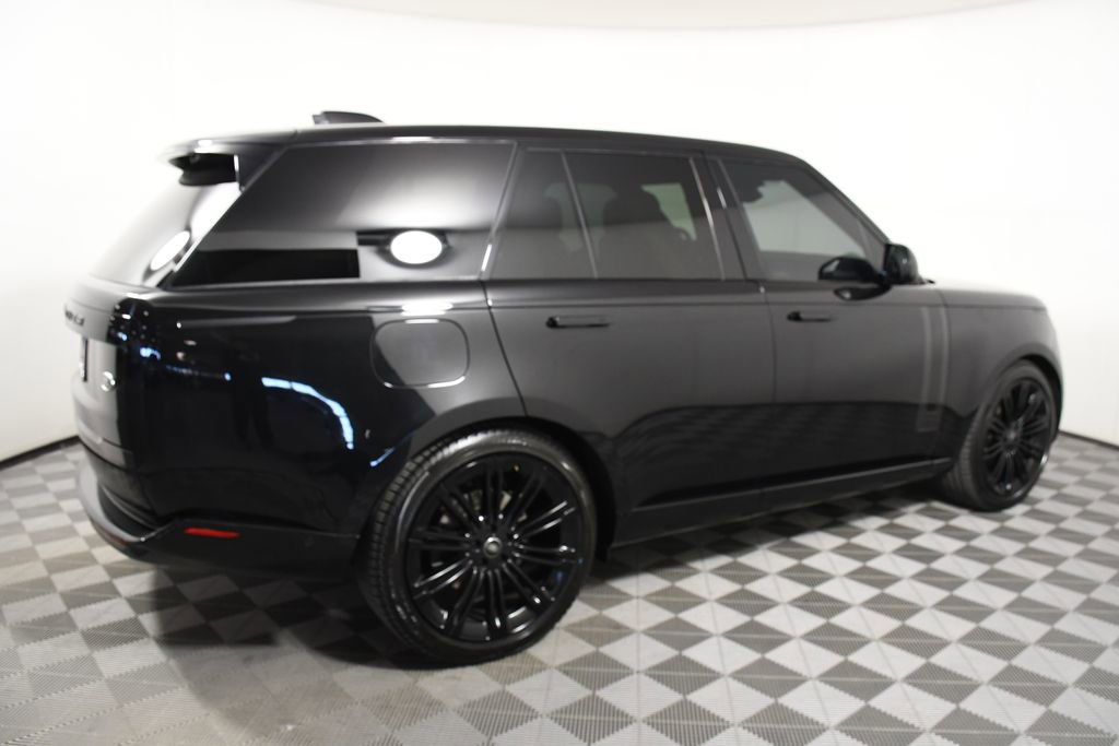 Used 2023 Land Rover Range Rover SE AWD/4WD image 7