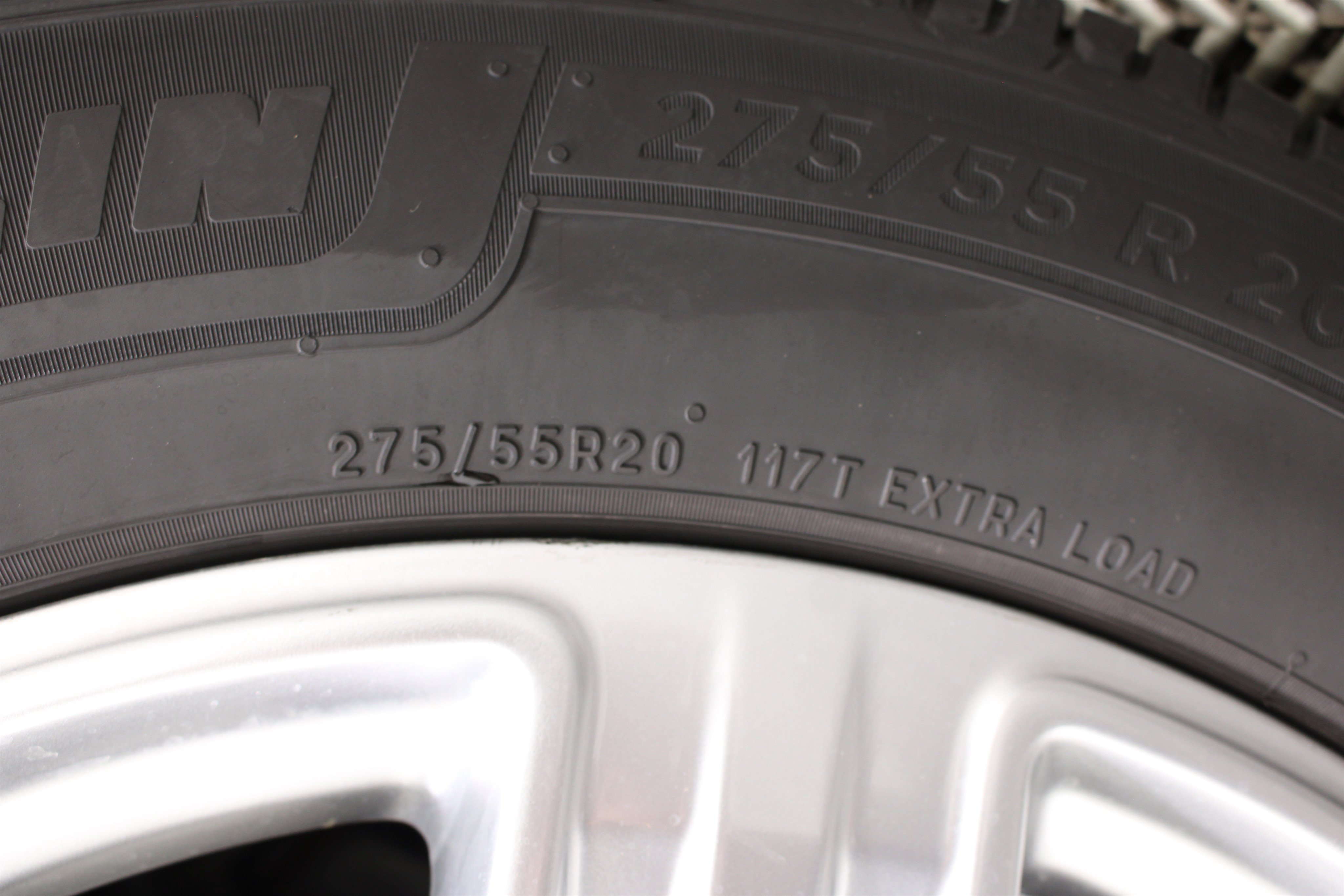 Used 2018 Ford Expedition XLT w/ Equipment Group 202A AWD/4WD image 40