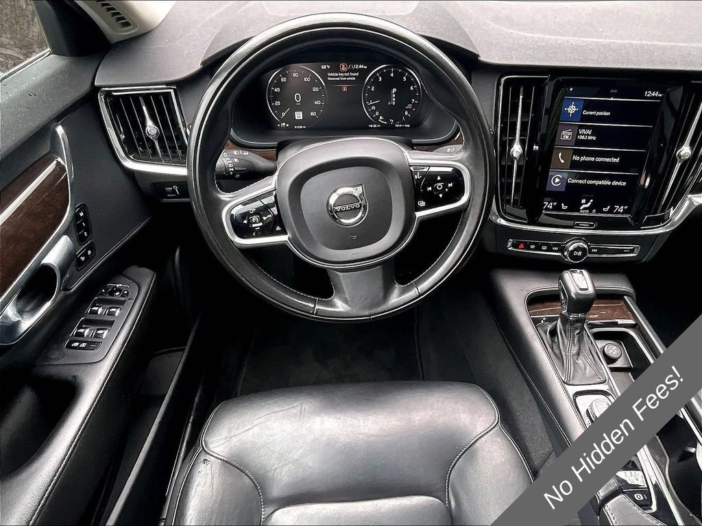 Used 2019 Volvo S90 T5 Momentum FWD image 5