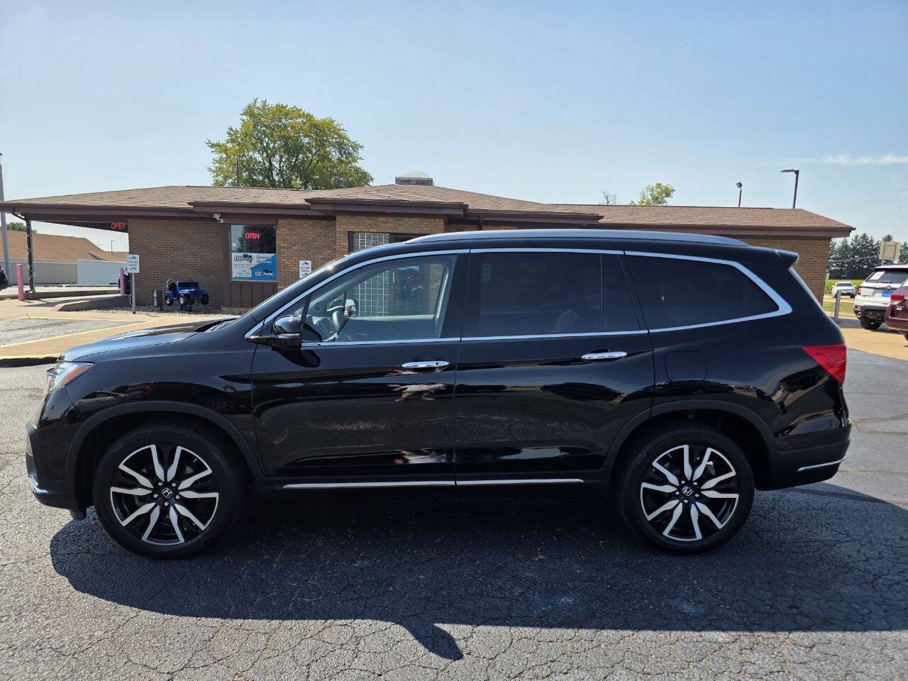 Used 2021 Honda Pilot Touring image 8