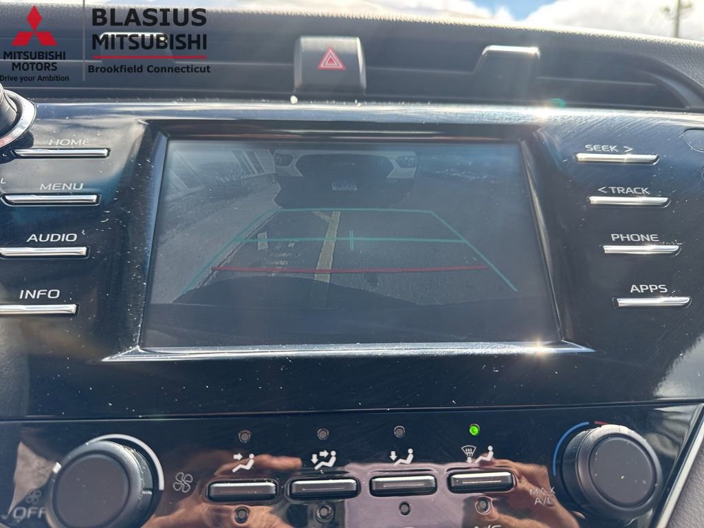 Used 2018 Toyota Camry LE FWD image 34