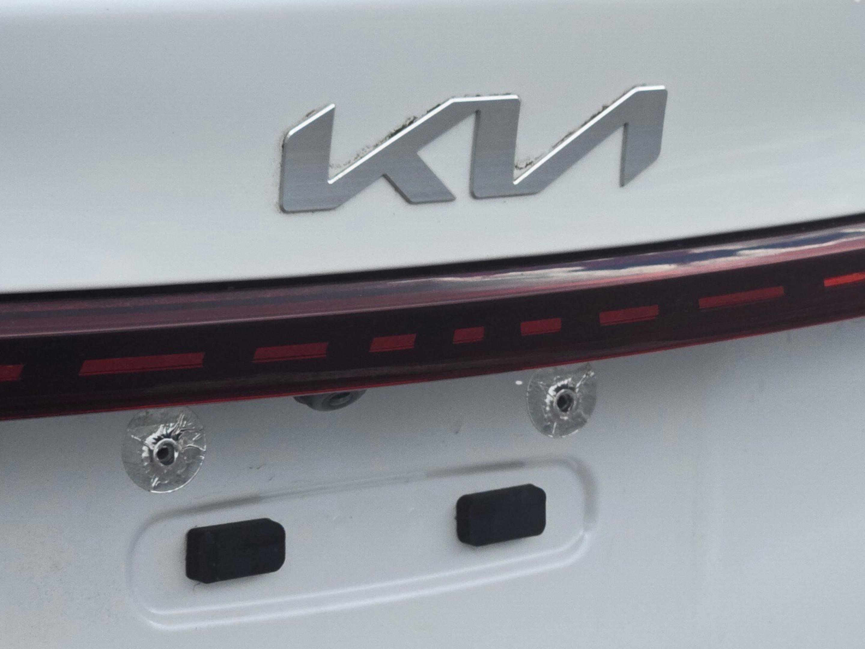Used 2023 Kia Forte LXS w/ LXS Technology Package image 9
