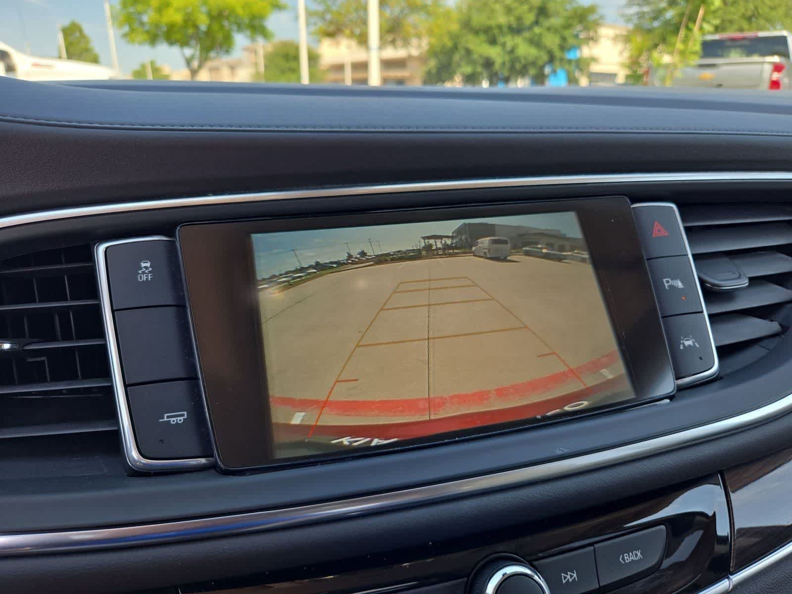 Used 2018 Buick Enclave Premium w/ Experience Buick Package FWD image 29