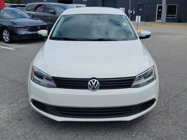 Used 2011 Volkswagen Jetta SE FWD image 6