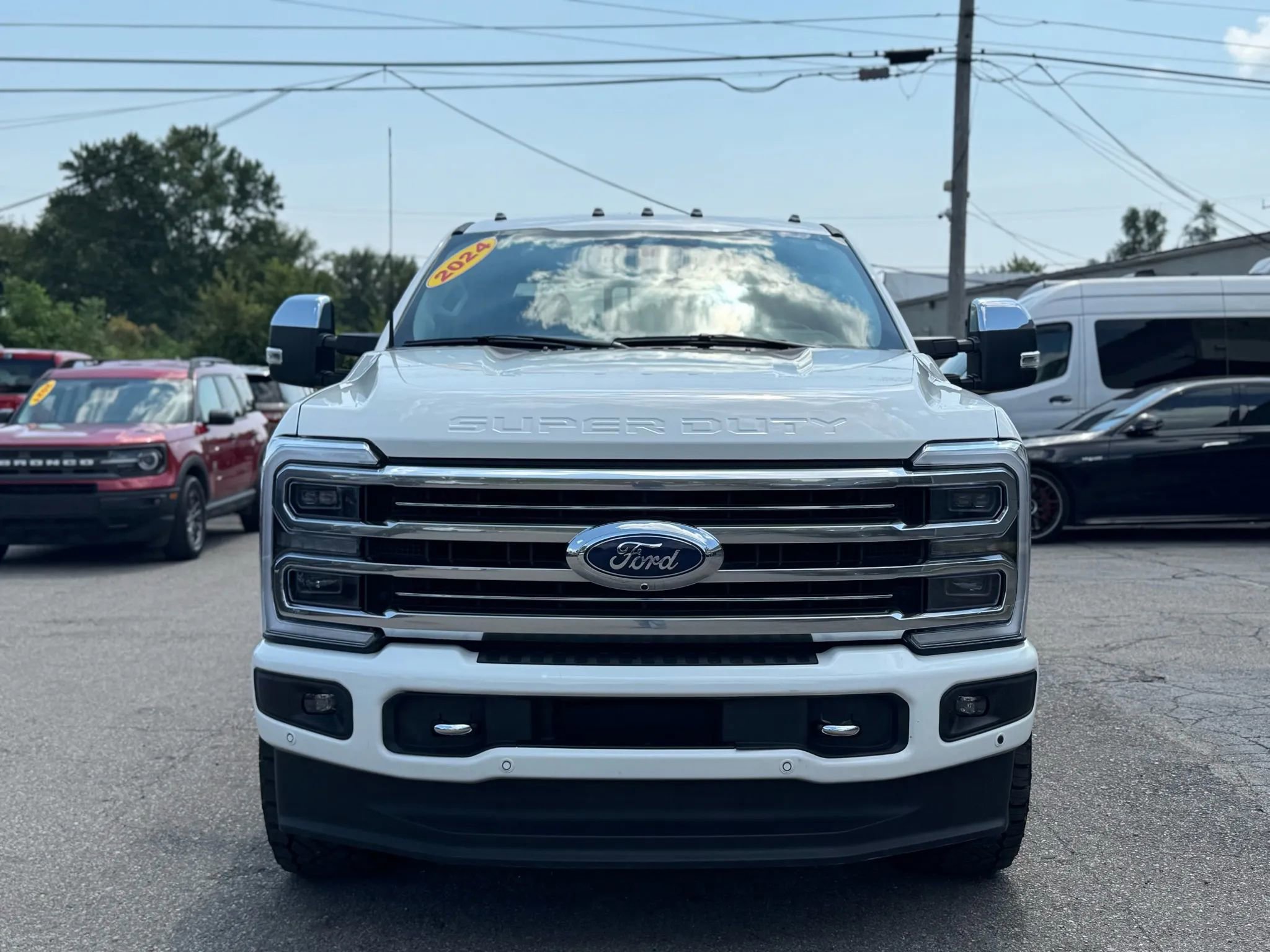 Used 2024 Ford F250 Limited w/ FX4 Off-Road Package image 2