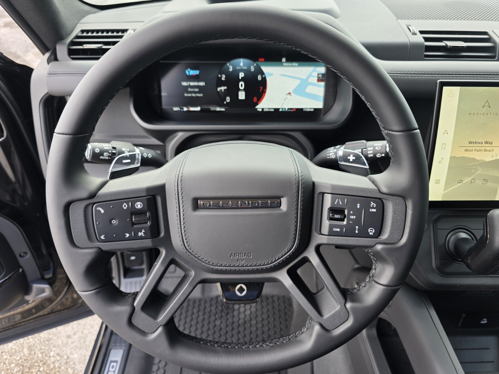 New 2026 Land Rover Defender 110 OCTA AWD/4WD image 15