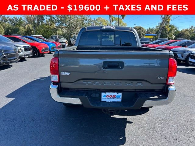 Used 2017 Toyota Tacoma SR5 w/ Tow Package image 5