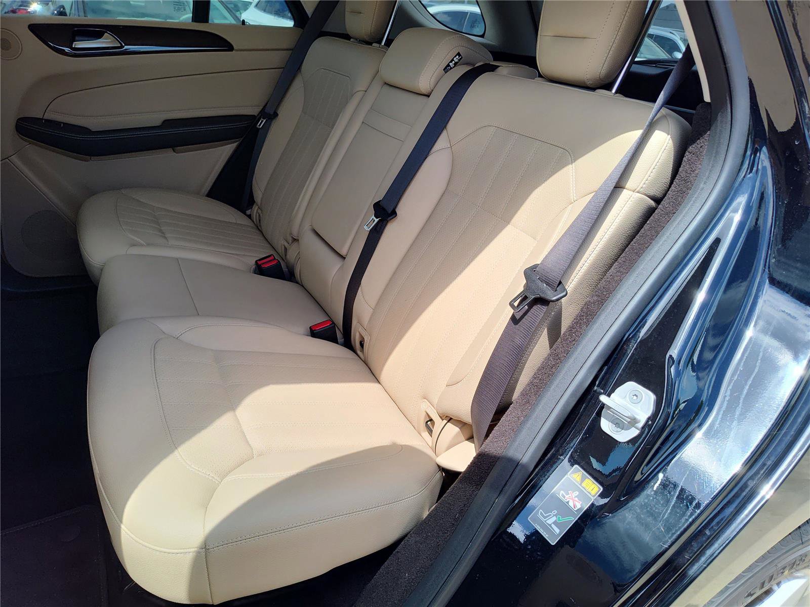 Used 2018 Mercedes-Benz GLE 350 image 26