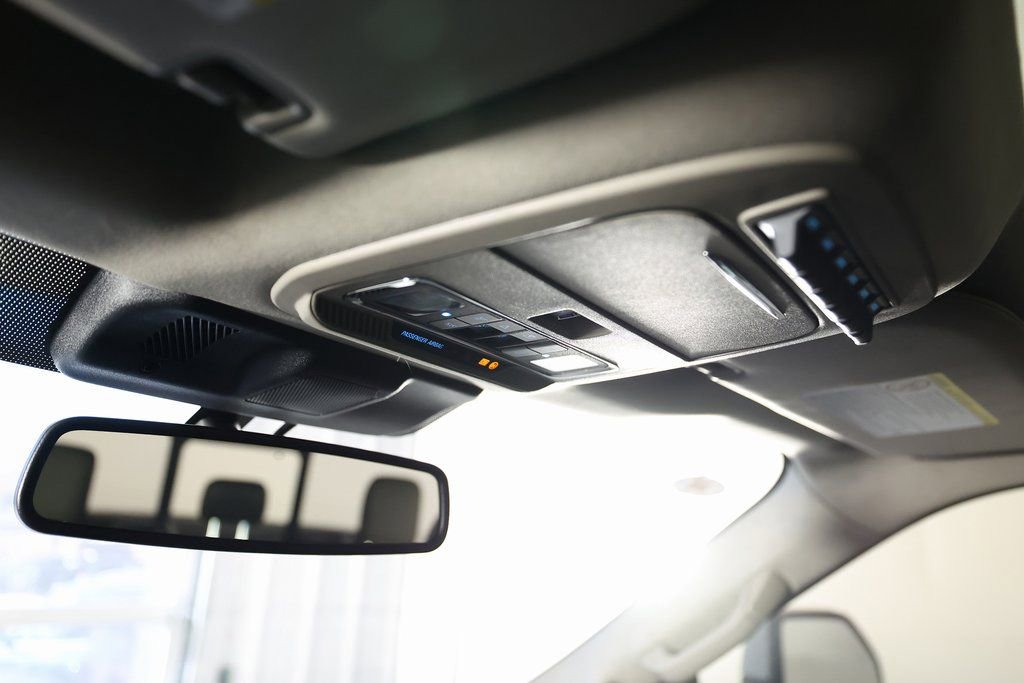 Used 2025 Ford F450 Platinum w/ Platinum Plus Package image 32