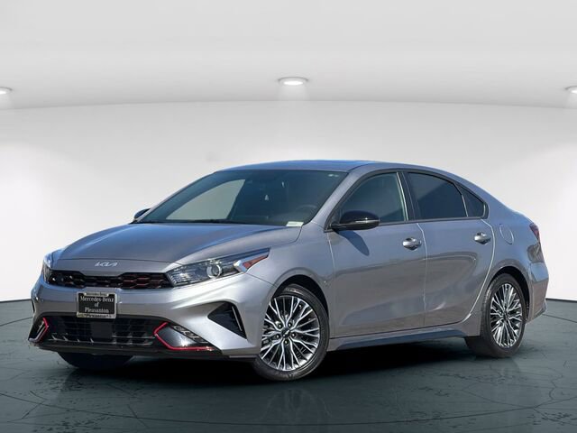Used 2024 Kia Forte GT-Line w/ GT-Line Premium Package FWD image 2