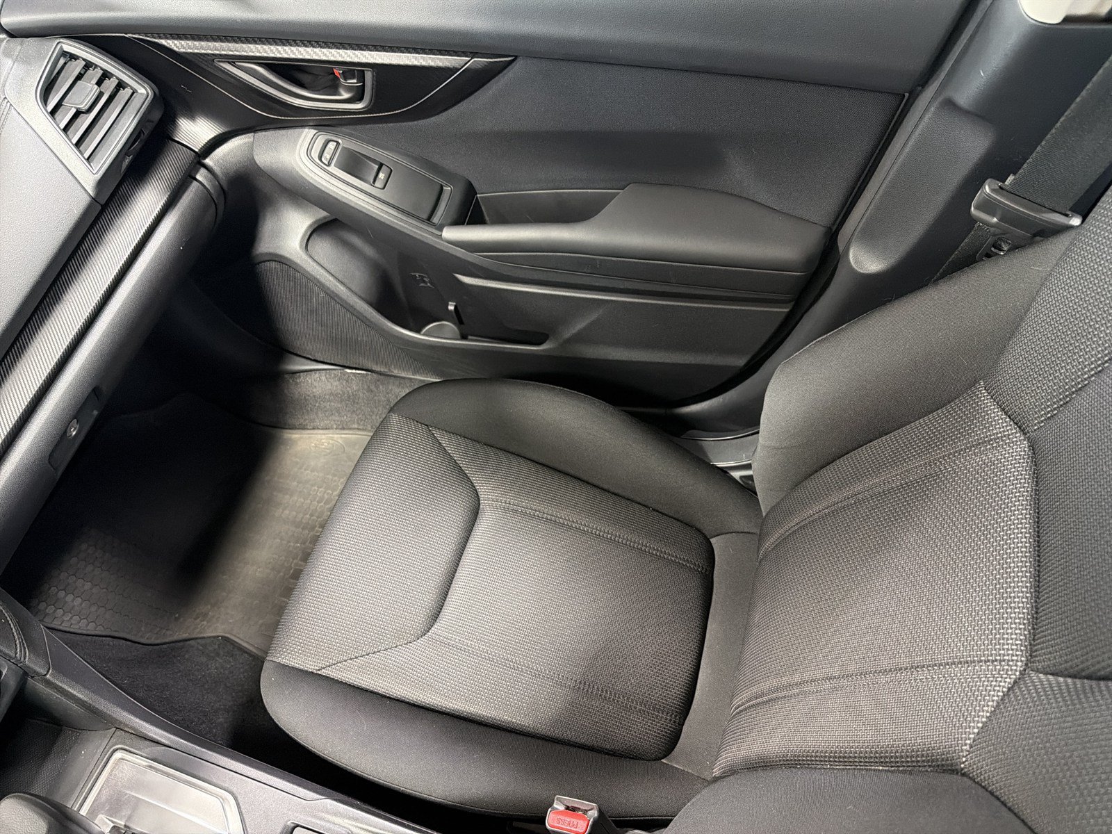 Used 2018 Subaru Impreza 2.0i AWD/4WD image 11