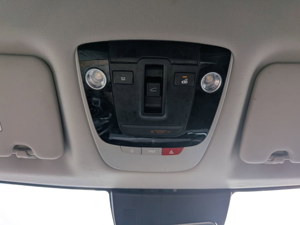 Used 2023 Kia Sportage SX image 25