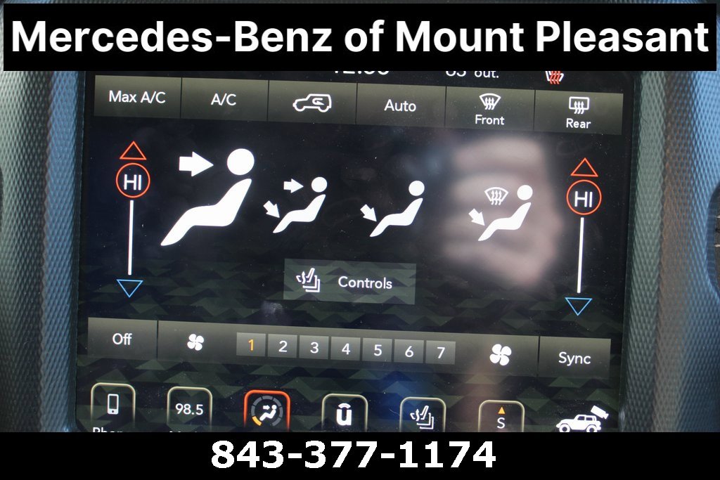 Used 2018 Jeep Wrangler Unlimited Sahara image 42