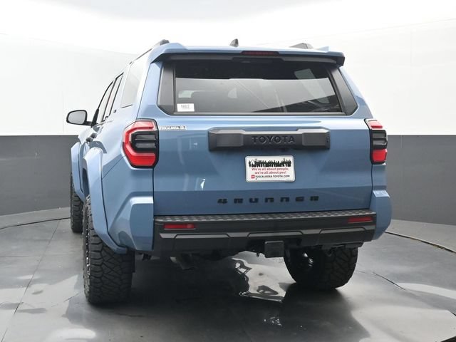 New 2026 Toyota 4Runner SR5 AWD/4WD image 17