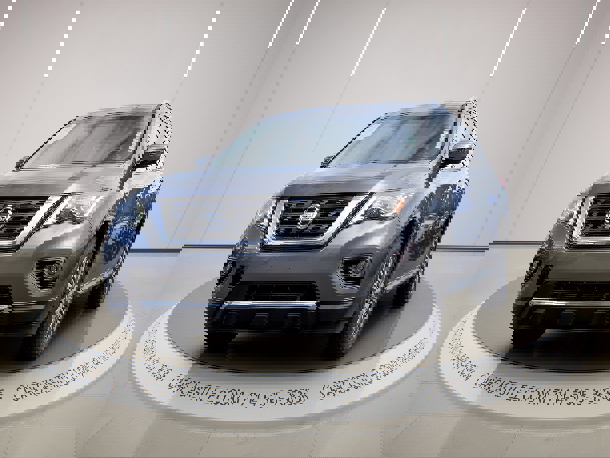 Used 2019 Nissan Pathfinder SV image 3