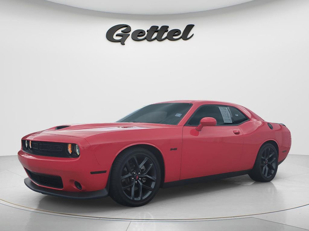 Used 2023 Dodge Challenger R/T w/ Blacktop Package RWD image 9