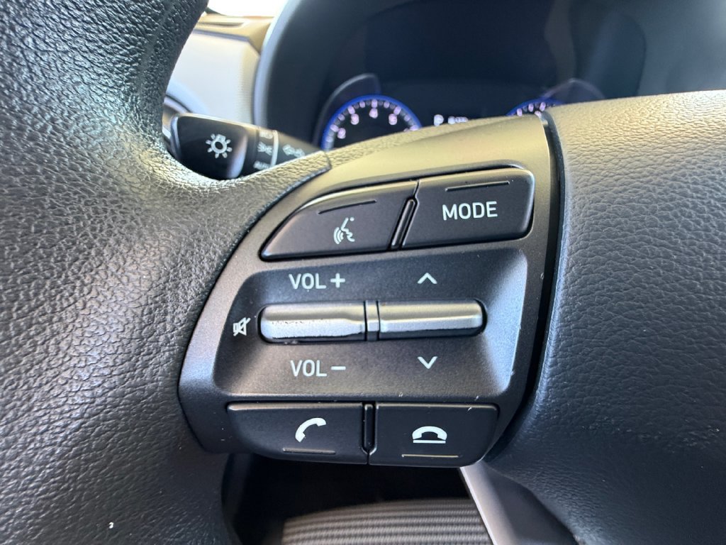 Used 2021 Hyundai Kona SE FWD image 22