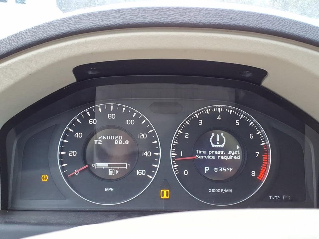 Used 2008 Volvo XC70 3.2 image 27