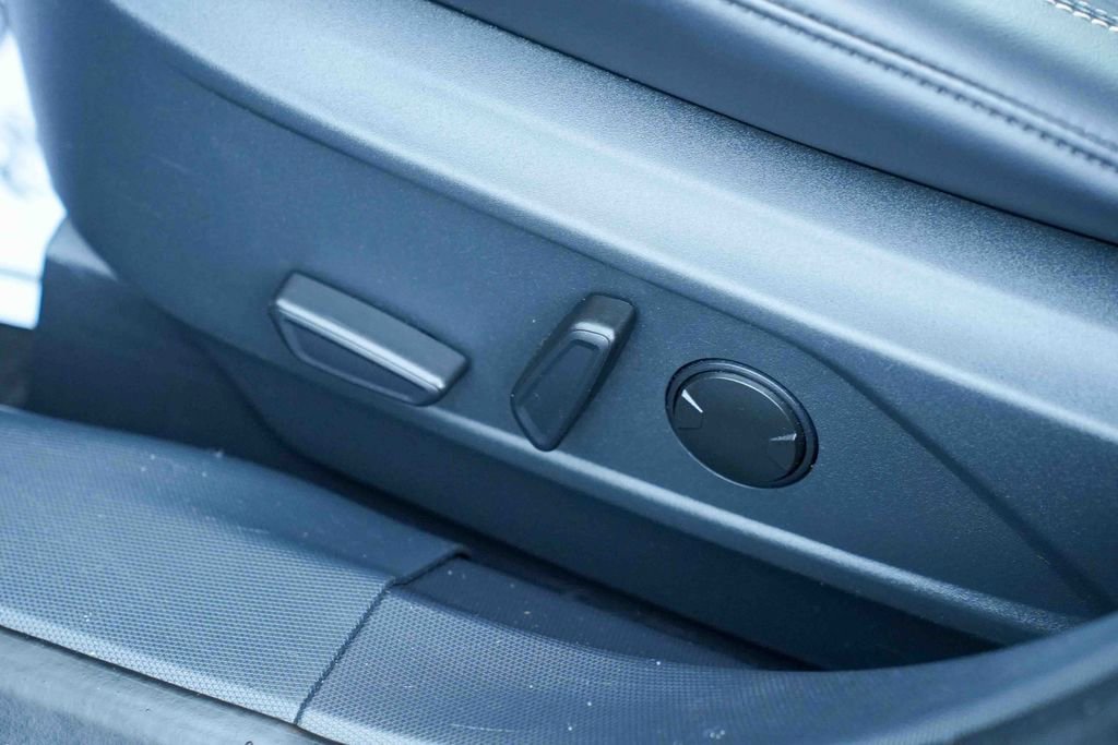 Used 2021 Ford Mustang Mach-E Select w/ Comfort/Appearance Package image 26