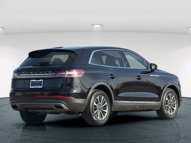 Used 2021 Lincoln Nautilus Reserve image 7