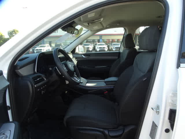 Used 2022 Hyundai Palisade SE image 16