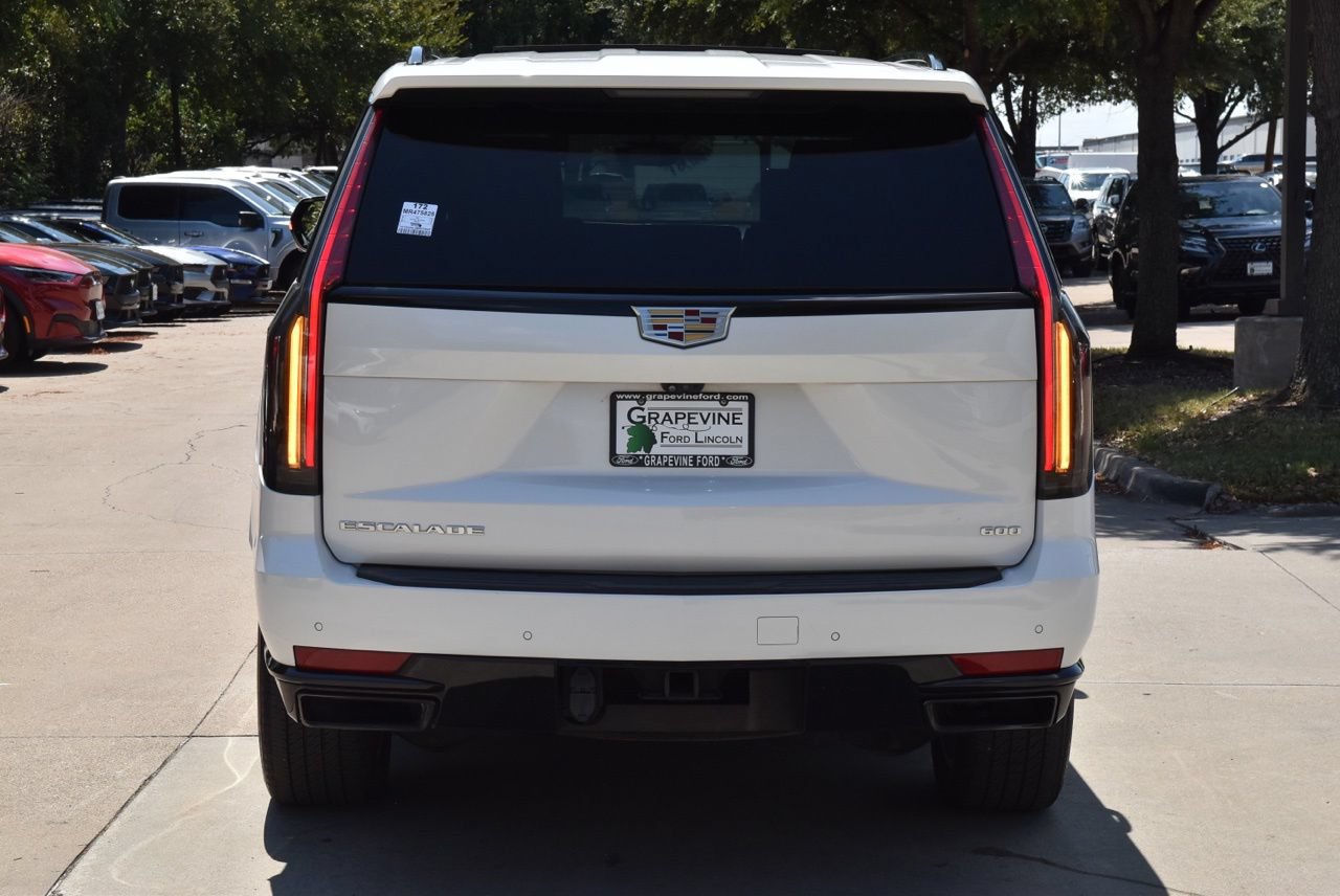 Used 2021 Cadillac Escalade Sport Platinum AWD/4WD image 9