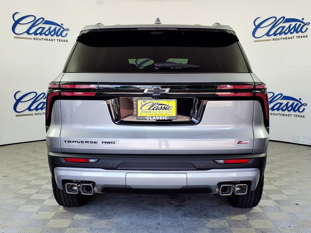 New 2026 Chevrolet Traverse Z71 w/ Driver Confidence Package AWD/4WD image 4