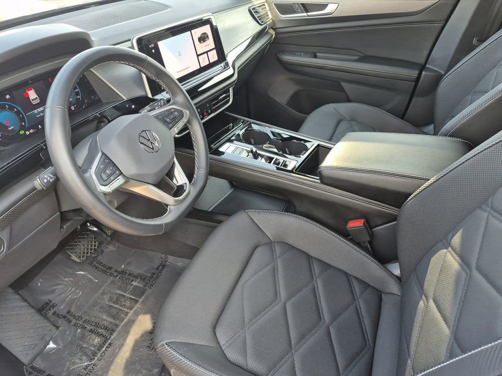 Used 2024 Volkswagen Atlas Cross Sport SE image 10