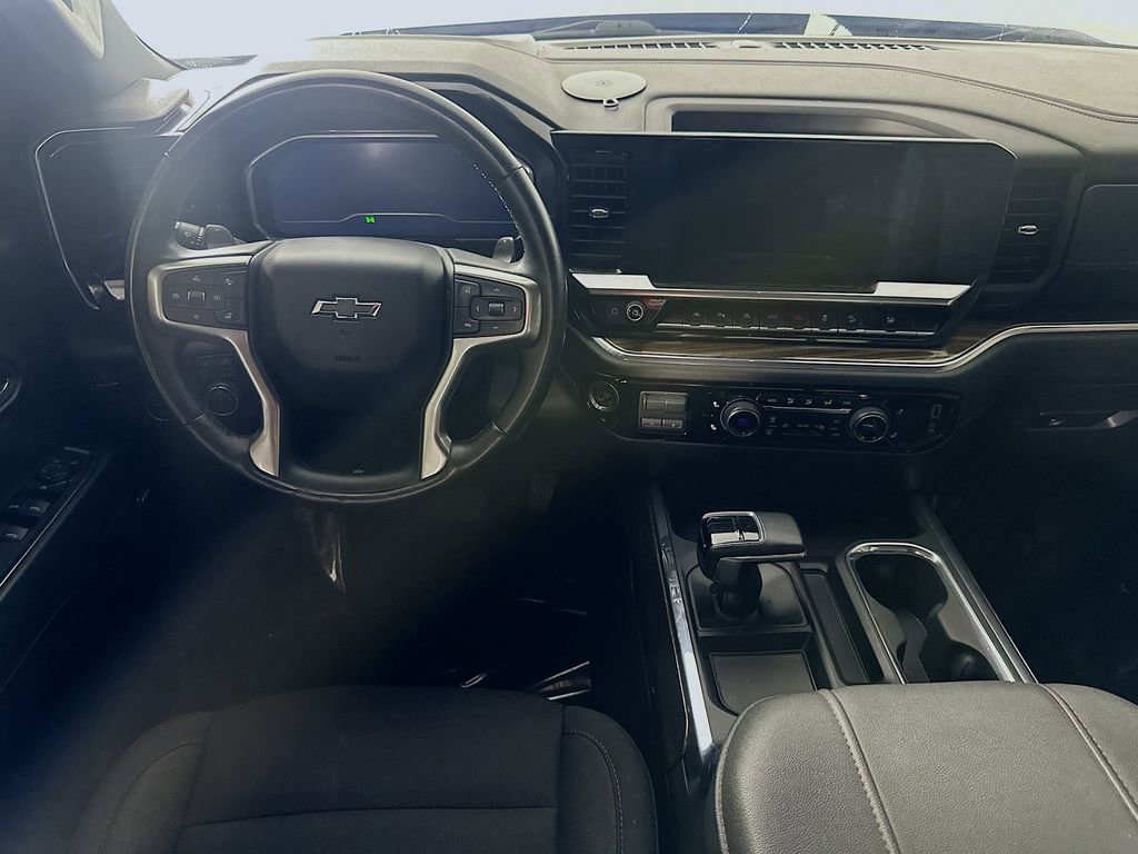 Used 2023 Chevrolet Silverado 1500 RST AWD/4WD image 17