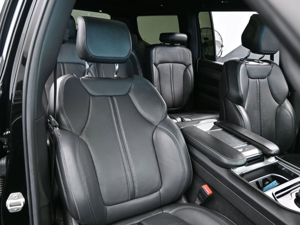 Used 2022 Jeep Wagoneer Series II image 46