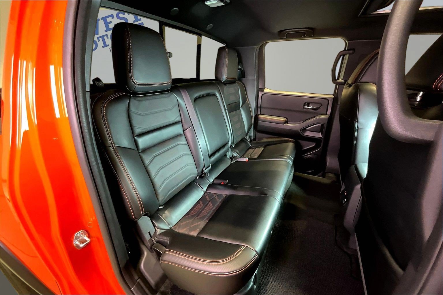 Used 2025 Nissan Frontier PRO-4X w/ Pro Premium Package AWD/4WD image 27