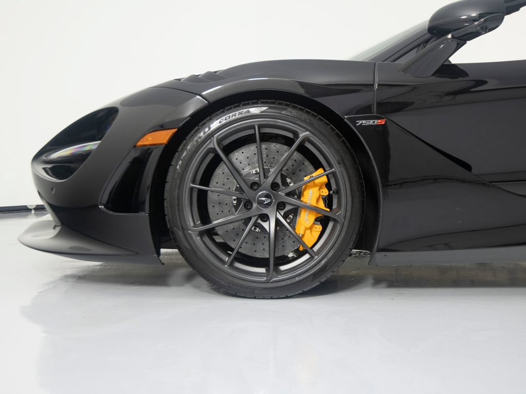 Used 2026 McLaren 750S Spider RWD image 10