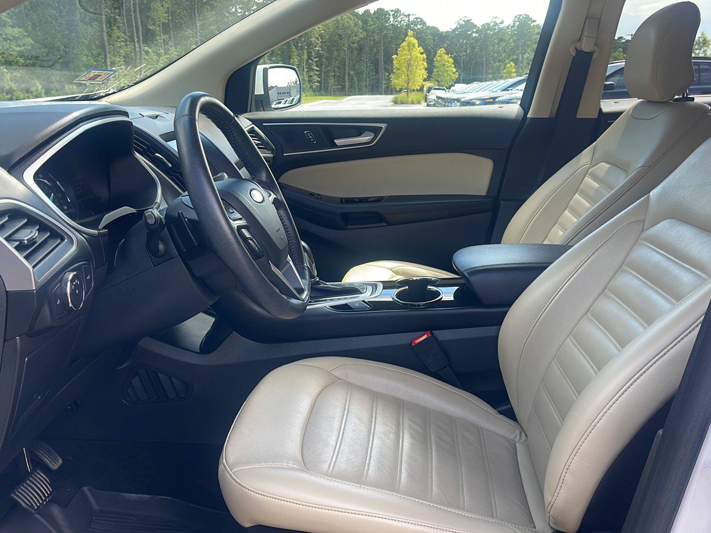 Used 2018 Ford Edge SEL w/ Equipment Group 201A AWD/4WD image 13