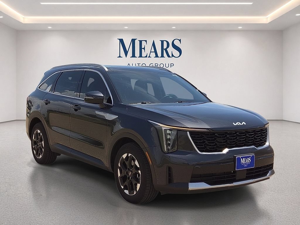 Used 2025 Kia Sorento S w/ Panoramic Sunroof Package FWD image 7
