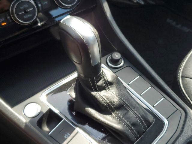 Used 2021 Volkswagen Jetta SE FWD image 30